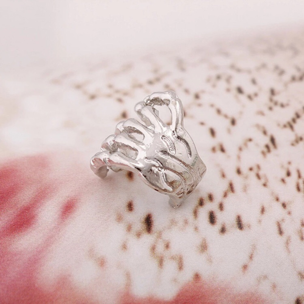 !!RESTOCKED!! Single Skeleton Hand Ear Cartilage Cuff - Picture 2 of 8